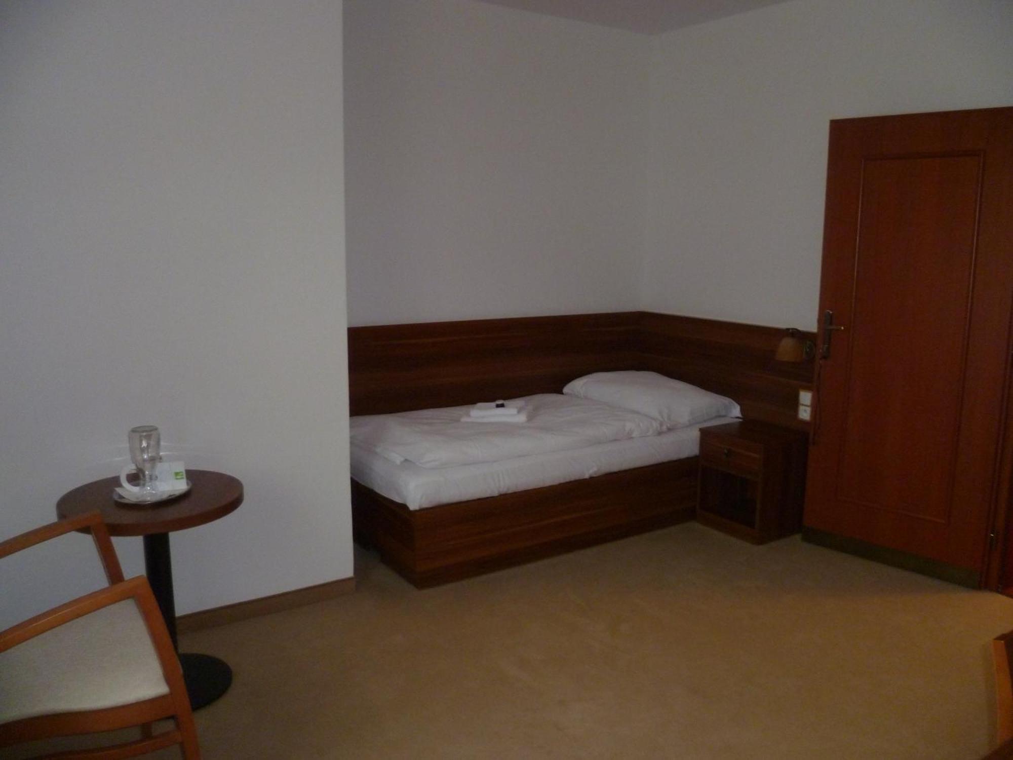 Hostinec U Hubalku Adlerkosteletz Zimmer foto